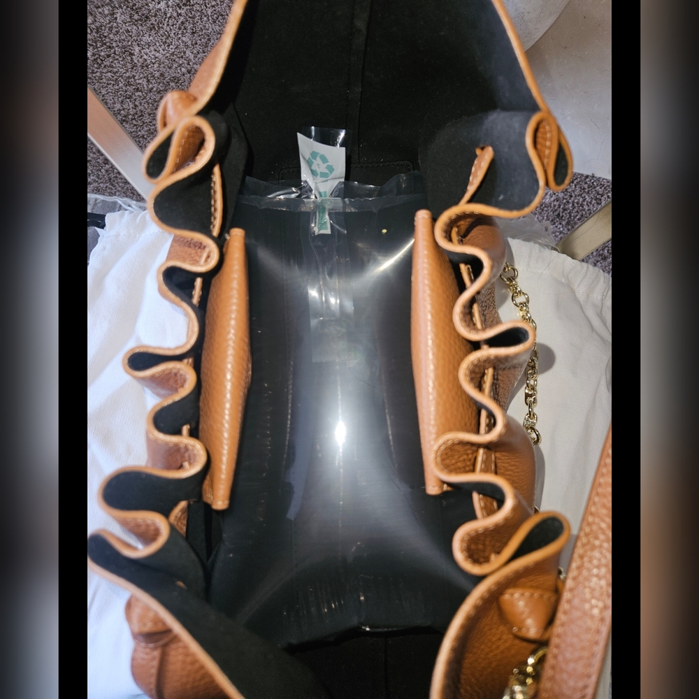 EuC YUZEFI Scallop Scallop BAG Pebble Grained Cinnamon With Tags - Picture 6 of 16